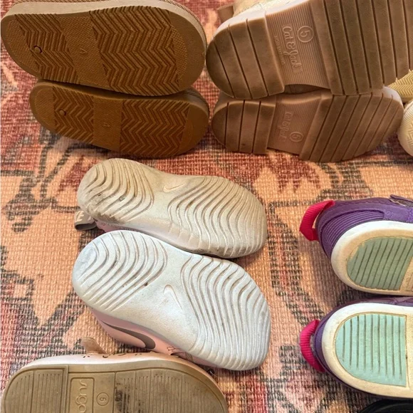 Toddler shoes sizes 4-5 bundle - Picture 7 of 10